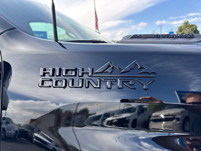 New 2026 Chevrolet Silverado 2500 High Country w/ Midnight Edition AWD/4WD image 10