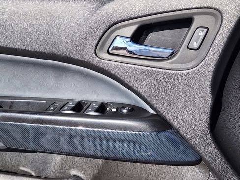 Used 2022 Chevrolet Colorado Z71 image 11