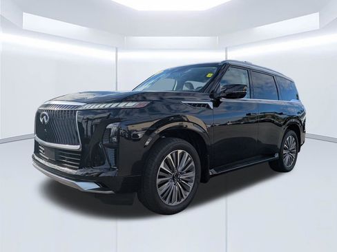 Certified 2025 INFINITI QX80 Luxe w/ Exterior Package image 8