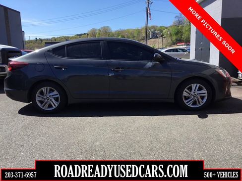 Used 2020 Hyundai Elantra Value Edition w/ Cargo Package (C1) FWD image 1