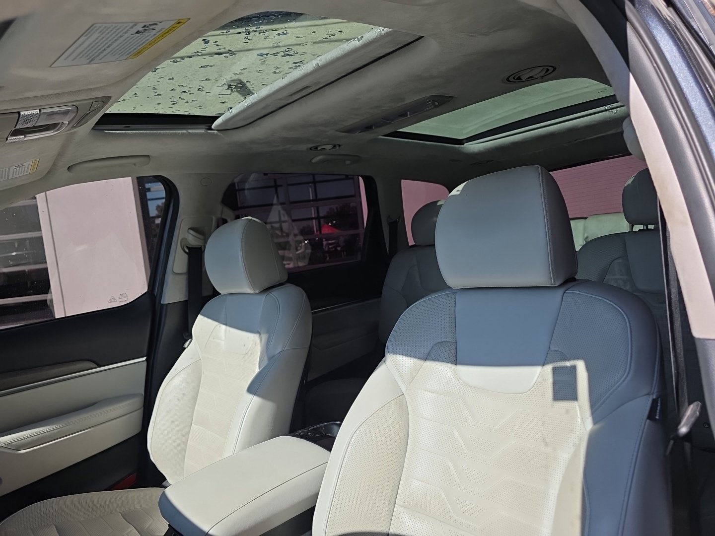 Used 2022 Kia Telluride SX w/ SX Prestige Package AWD/4WD image 18