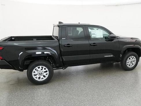New 2025 Toyota Tacoma SR5 image 10