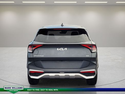 Used 2023 Kia Sportage LX AWD/4WD image 5