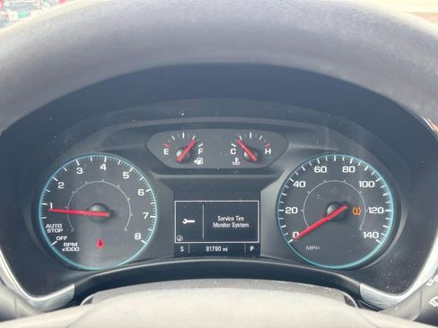 Used 2020 Chevrolet Equinox LS FWD image 19