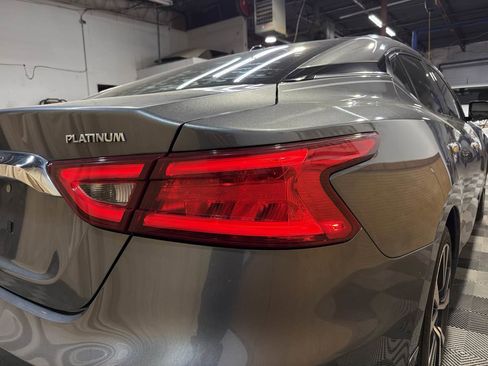 Used 2017 Nissan Maxima Platinum image 10