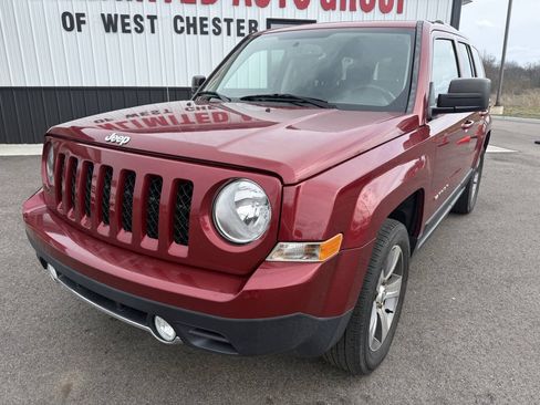 Used 2017 Jeep Patriot High Altitude AWD/4WD image 2