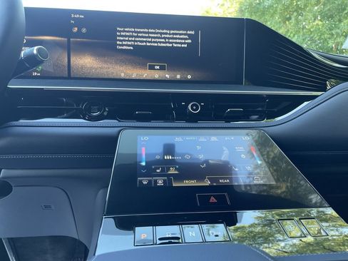 New 2026 INFINITI QX80 4WD image 21