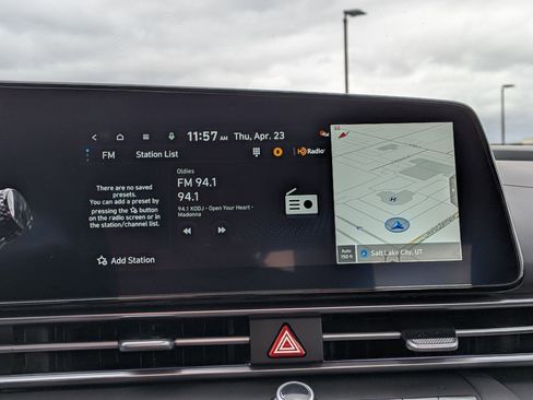 Certified 2025 Hyundai Elantra SEL FWD image 20