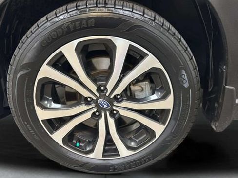 Used 2023 Subaru Forester Limited AWD/4WD image 18