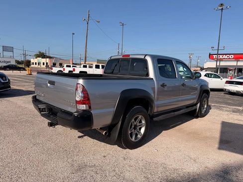 Used 2014 Toyota Tacoma PreRunner w/ Convenience Package RWD image 6