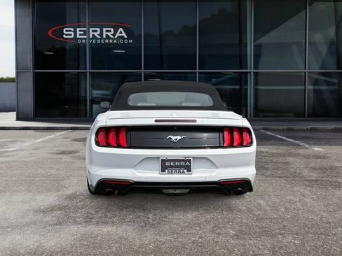 Used 2021 Ford Mustang Premium RWD image 4
