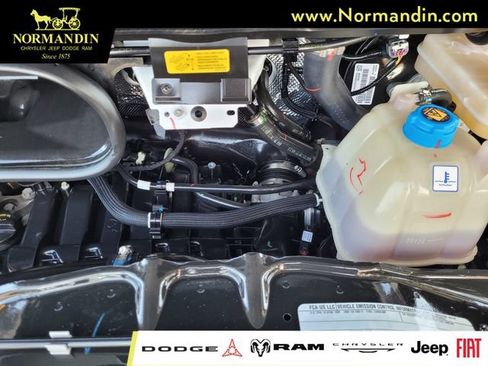 Used 2024 RAM ProMaster 2500 w/ Convenience Group FWD image 20