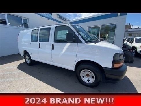 Used 2024 Chevrolet Express 2500 Work Van w/ Driver Convenience Package image 3