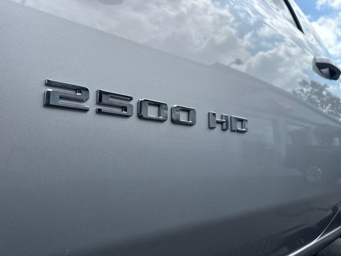 Used 2022 Chevrolet Silverado 2500 LT w/ Convenience Package AWD/4WD image 17