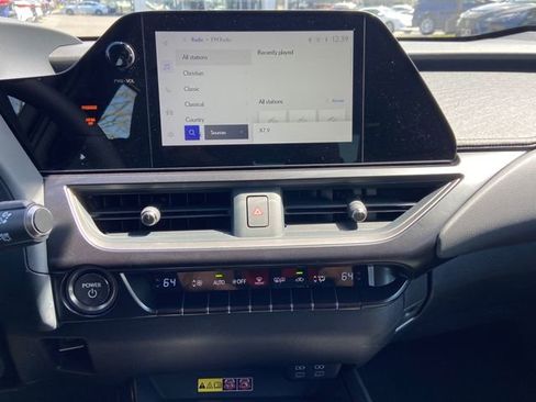 Certified 2023 Lexus UX 250h AWD w/ Accessory Package (Z2) image 21