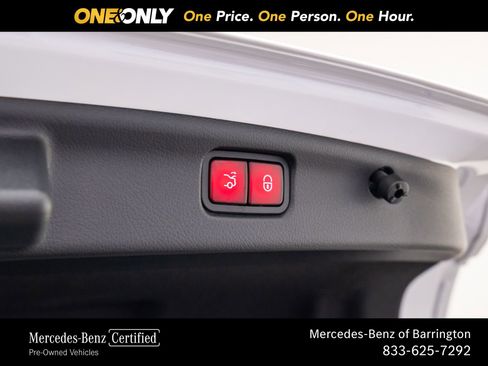 Used 2023 Mercedes-Benz C 300 4MATIC Sedan image 36