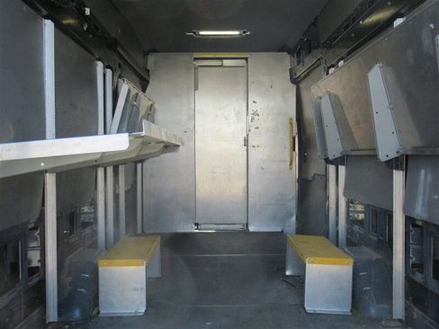 Used 2019 Ford Transit 250 148 High Roof Extended image 8