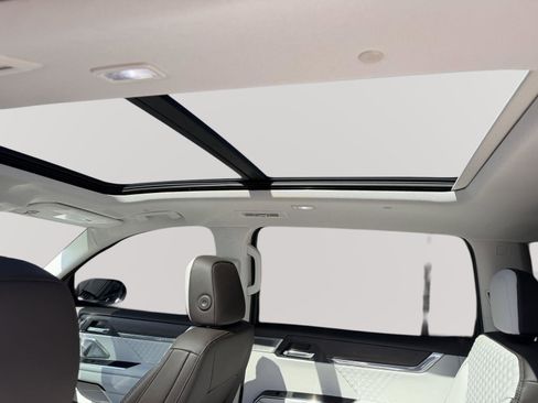 Used 2024 GMC Acadia Denali w/ Super Cruise Package image 25