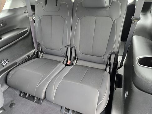 Used 2023 Jeep Grand Cherokee L Laredo w/ Luxury Tech Group I AWD/4WD image 25