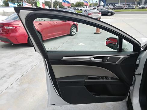 Used 2020 Ford Fusion S image 8