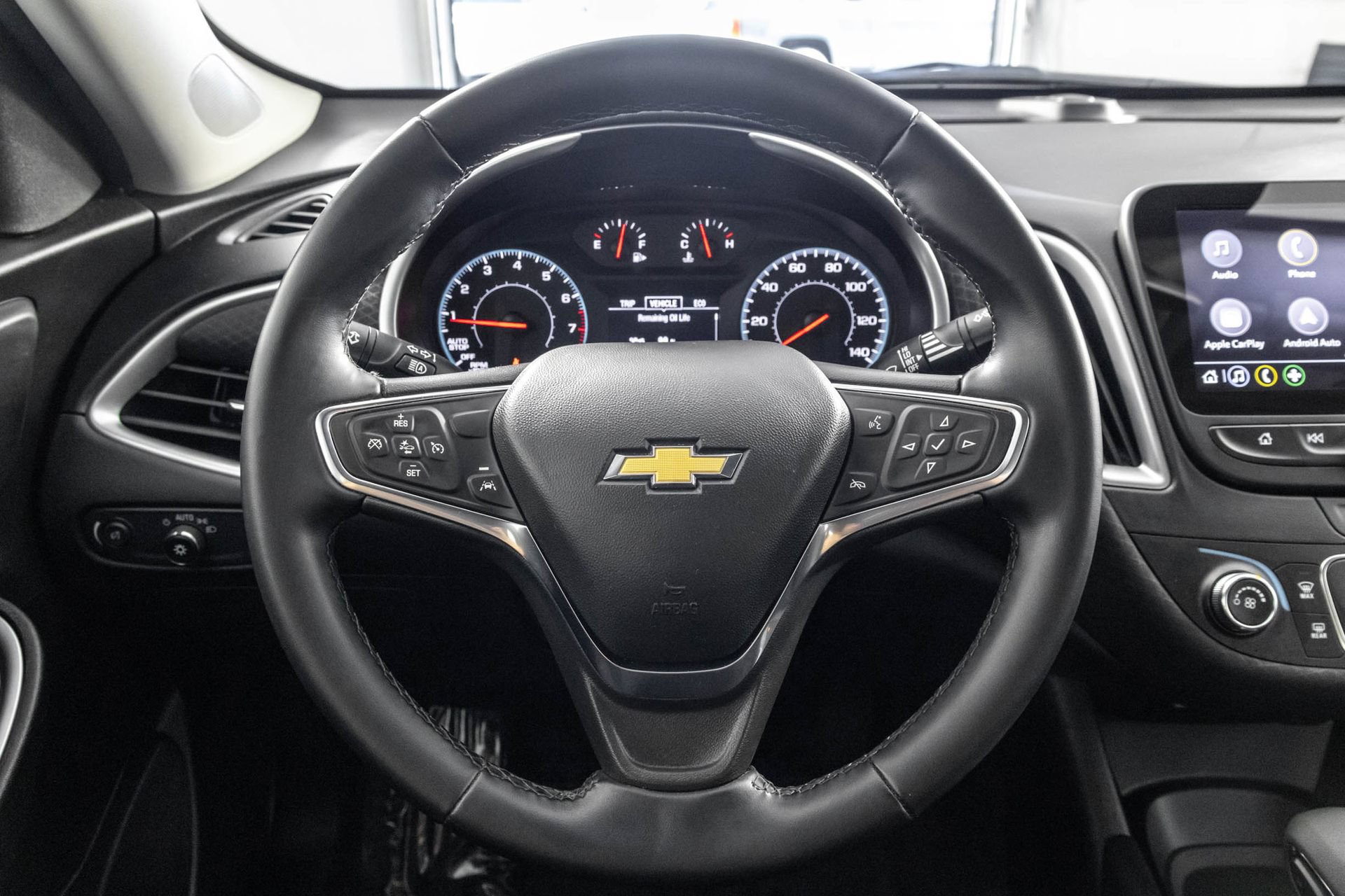 Used 2025 Chevrolet Malibu RS FWD image 28