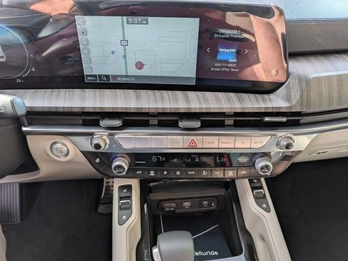 New 2025 Kia Telluride SX Prestige AWD/4WD image 24