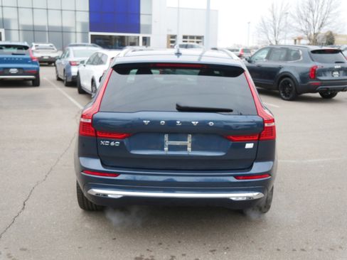 Used 2023 Volvo XC60 T8 Ultimate w/ Climate Package image 6