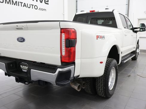 Used 2023 Ford F350 Lariat w/ FX4 Off-Road Package image 4