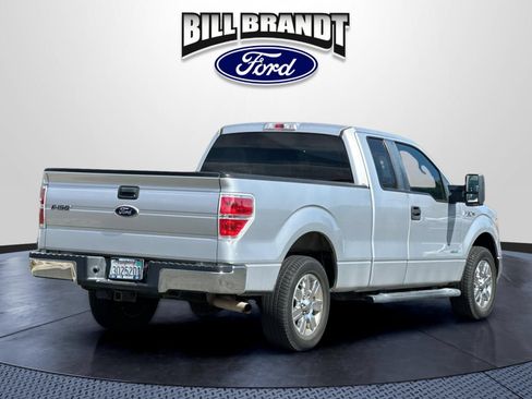 Used 2011 Ford F150 XLT w/ XLT Convenience Pkg RWD image 3