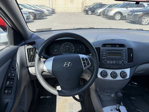 Used 2009 Hyundai Elantra GLS w/ Popular Equipment Pkg 2 FWD image 13