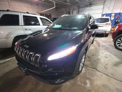 Used 2017 Jeep Cherokee Latitude w/ Cold Weather Group