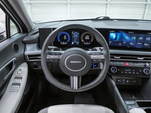 Certified 2026 Hyundai Sonata SEL FWD image 19