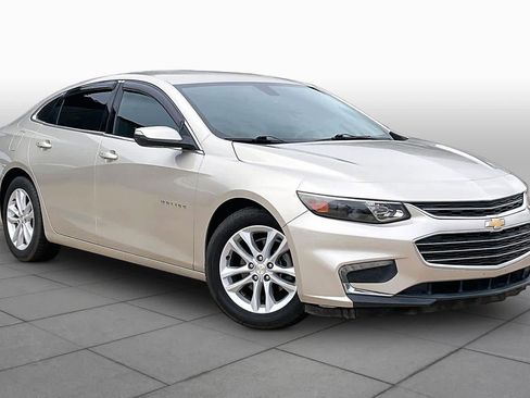 Used 2016 Chevrolet Malibu LT FWD image 3
