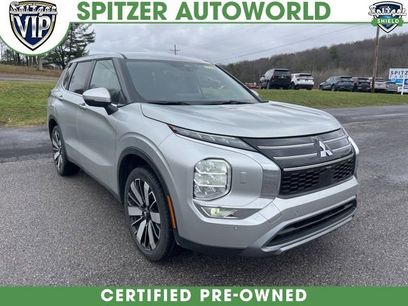 Used 2025 Mitsubishi Outlander SE