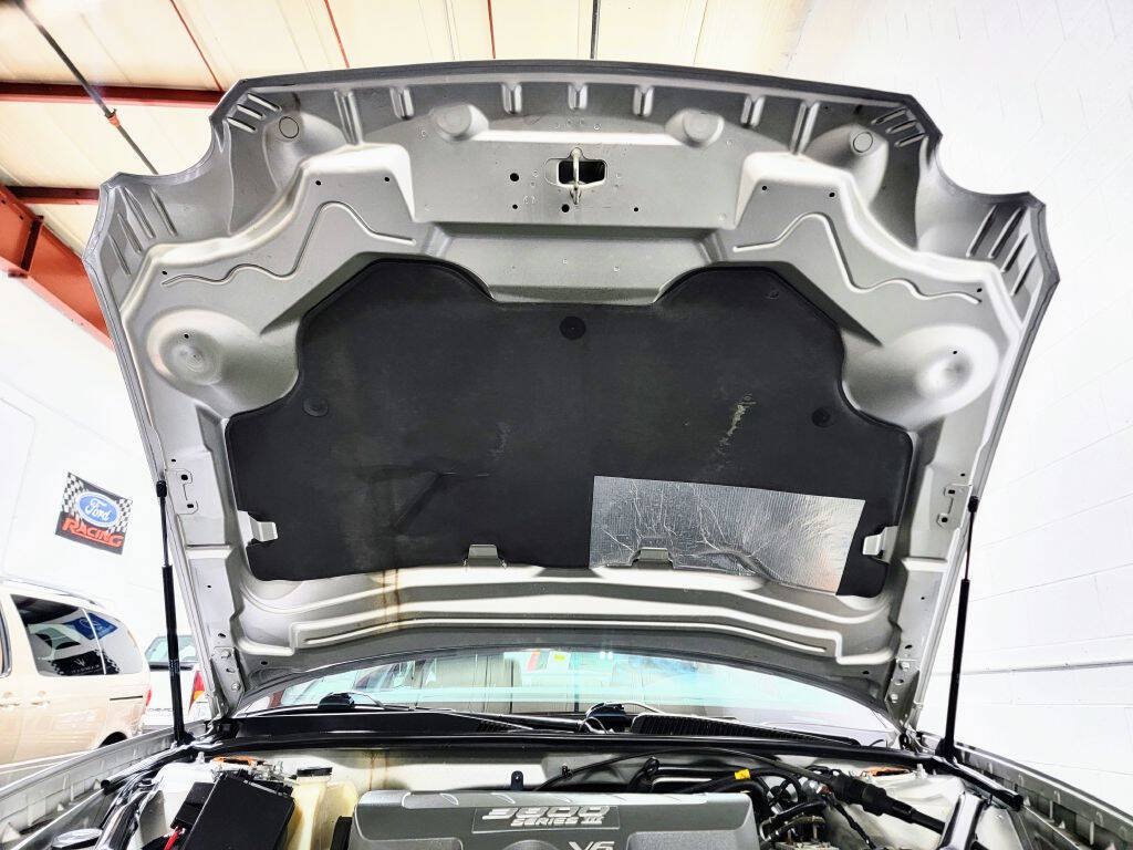 Used 2005 Buick LaCrosse CXL w/ Chrome Appearance Package FWD image 15