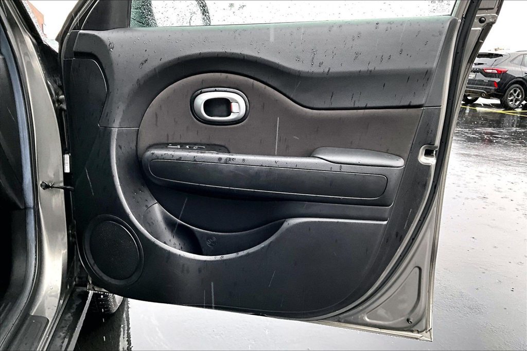Used 2019 Kia Soul FWD image 21