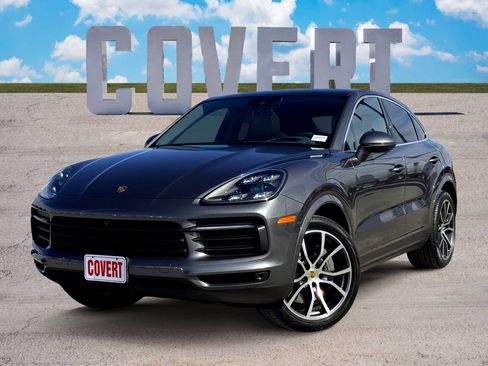 Used 2021 Porsche Cayenne S image 1