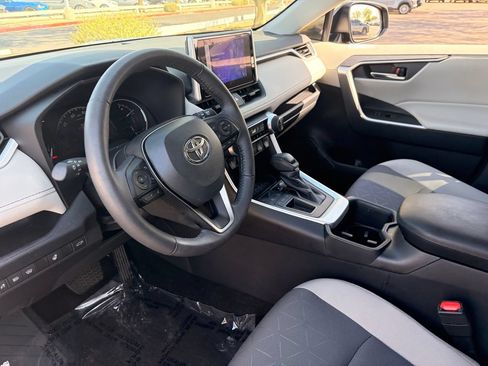 Used 2024 Toyota RAV4 XLE w/ Convenience Package FWD image 16