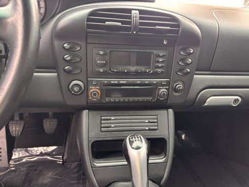 Used 2003 Porsche 911 Carrera 4S image 21
