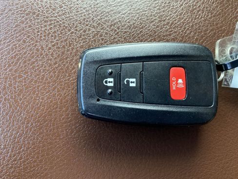 Used 2022 Toyota 4Runner Limited image 40