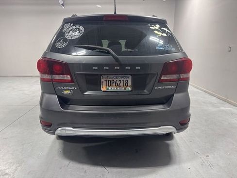 Used 2017 Dodge Journey Crossroad FWD image 7