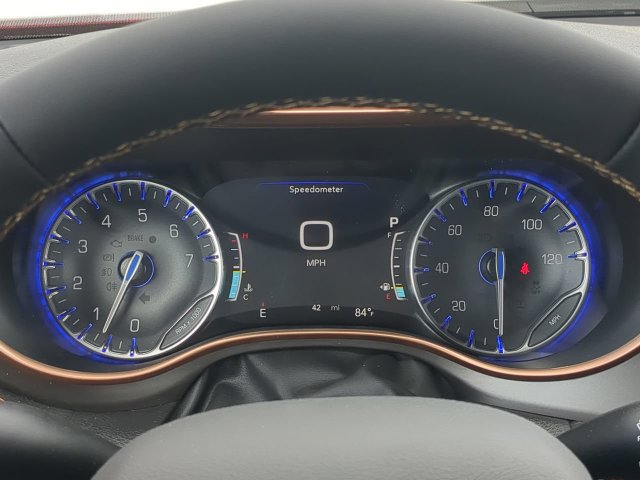 New 2027 Chrysler Pacifica Pinnacle w/ Theater Group AWD/4WD image 34