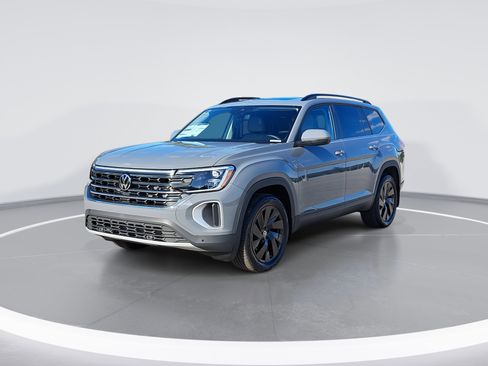 New 2026 Volkswagen Atlas SE image 7