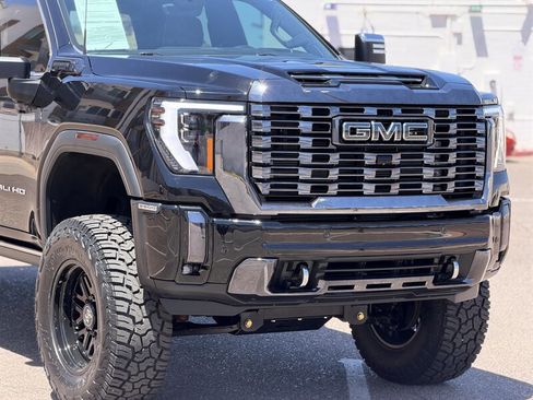 Used 2024 GMC Sierra 2500 Denali Ultimate AWD/4WD image 61