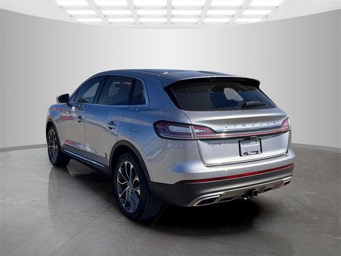 Used 2021 Lincoln Nautilus Reserve w/ Equipment Group 201A image 7