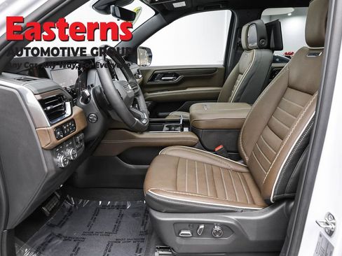 Used 2026 GMC Yukon XL Denali Ultimate AWD/4WD image 14
