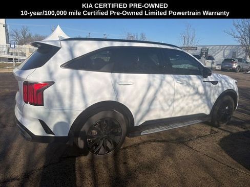 Certified 2022 Kia Sorento SX image 19
