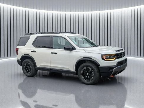 New 2026 Honda Passport TrailSport Elite image 2