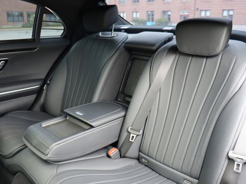 Used 2023 Mercedes-Benz S 500 4MATIC image 15