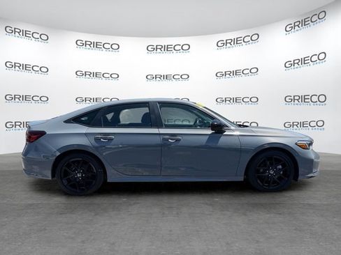 Used 2025 Honda Civic Sport image 8